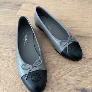 Authentic CHANEL Women's Two-Tone Gray and Black Flats